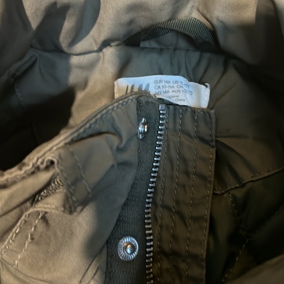 Jacket 10-11 large - Picture 2 of 4